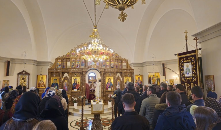 Sărbătoarea Sfintei Cruci în Italia: Rugăciune și Binecuvântare la Voghera