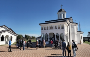 O zi de har în Voghera: Liturghia unită în rugăciune de cerere, mulțumire și slavă