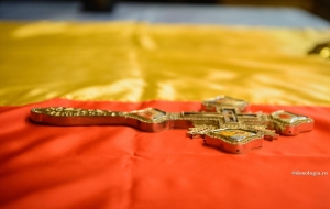 Invitație la Sărbătoare: Sfântul Apostol Andrei și Ziua României în Parohia Voghera